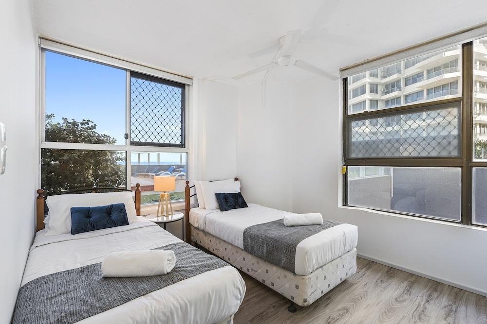 President Holiday Apartments - Absolute Beachfront Gold Coast Kültér fotó