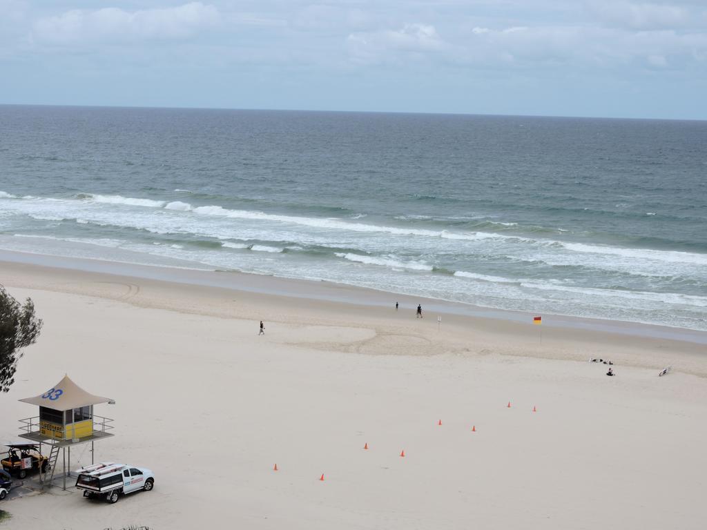 President Holiday Apartments - Absolute Beachfront Gold Coast Kültér fotó