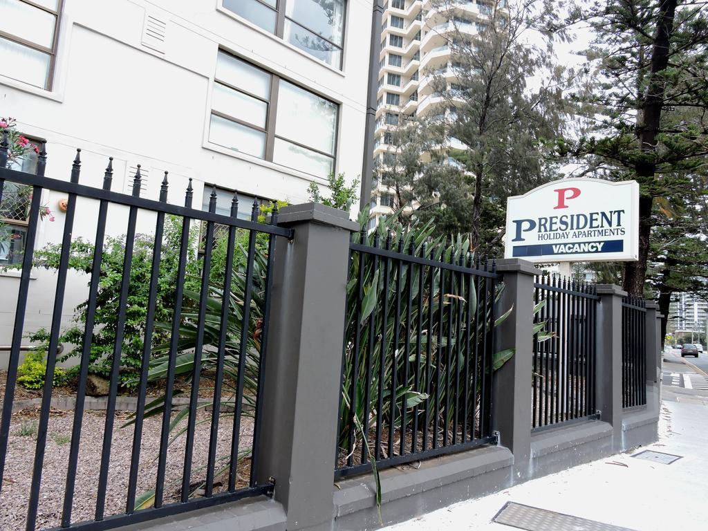 President Holiday Apartments - Absolute Beachfront Gold Coast Kültér fotó