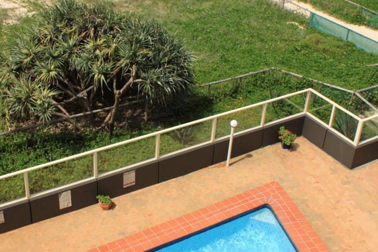 President Holiday Apartments - Absolute Beachfront Gold Coast Kültér fotó