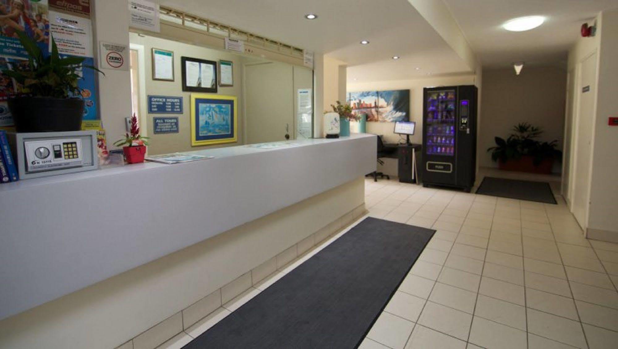 President Holiday Apartments - Absolute Beachfront Gold Coast Kültér fotó