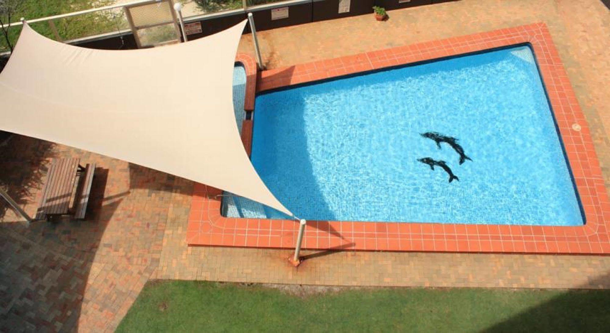 President Holiday Apartments - Absolute Beachfront Gold Coast Kültér fotó